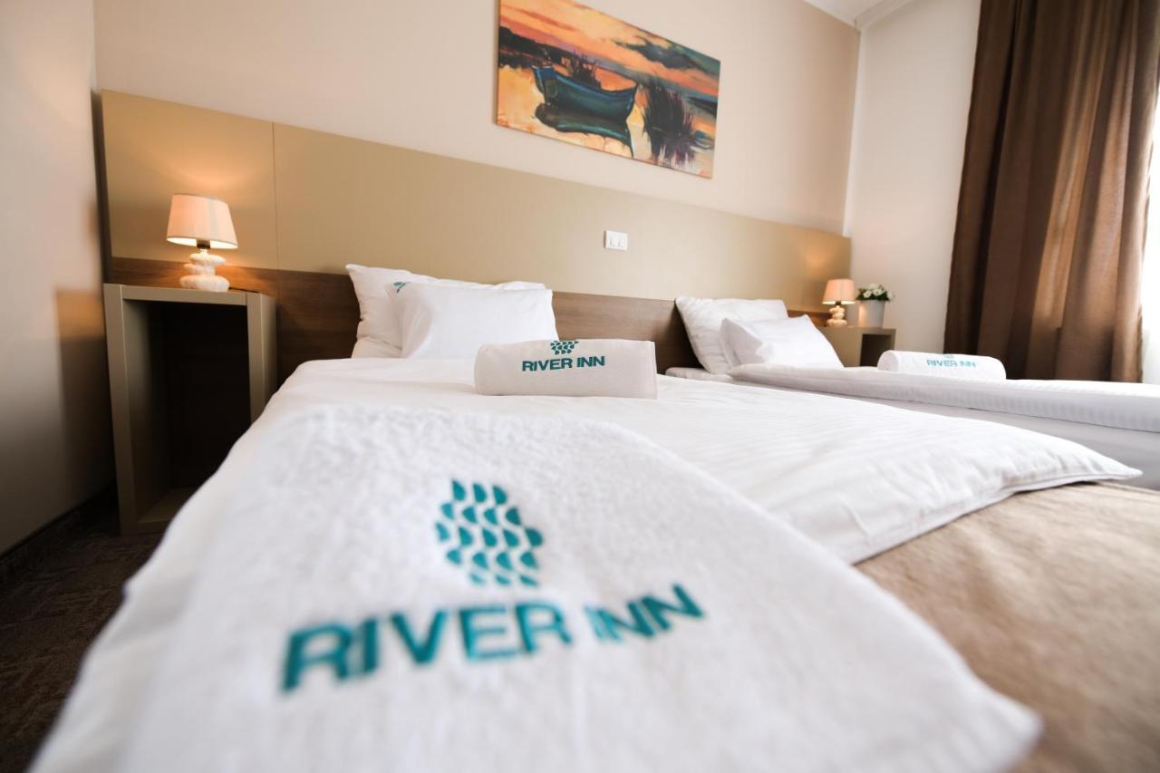 River Inn Stari Banovci 외부 사진