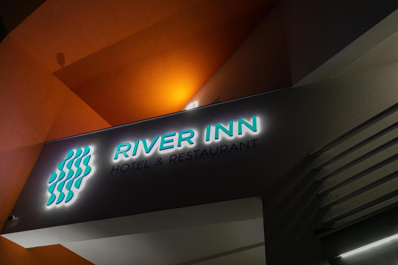 River Inn Stari Banovci 외부 사진