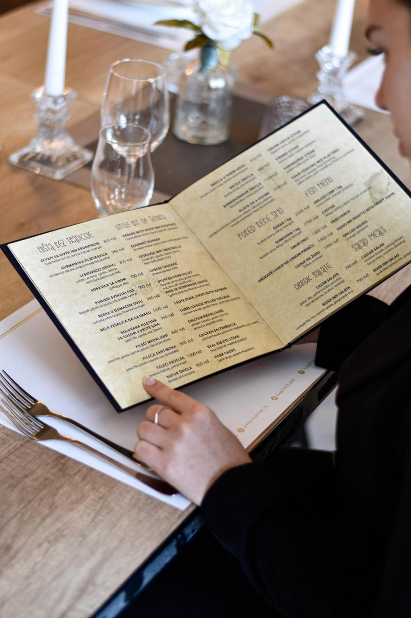 River Inn Stari Banovci 외부 사진
