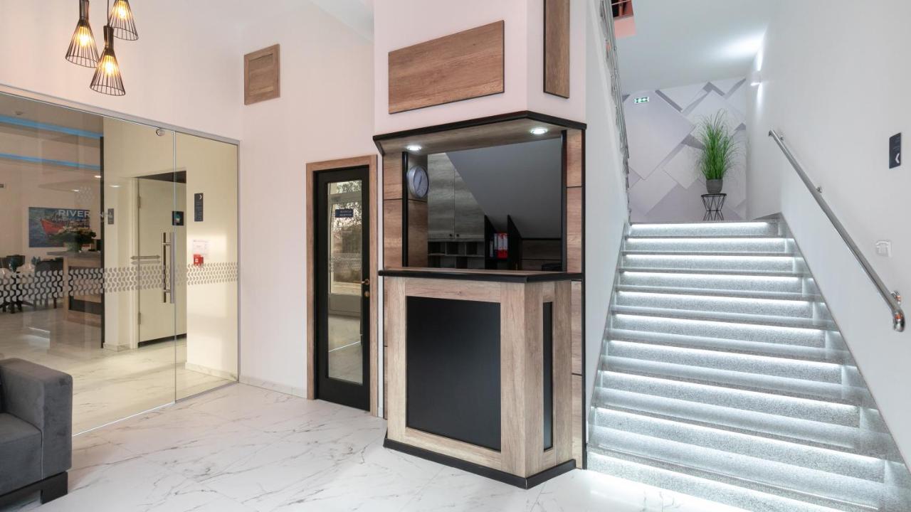River Inn Stari Banovci 외부 사진